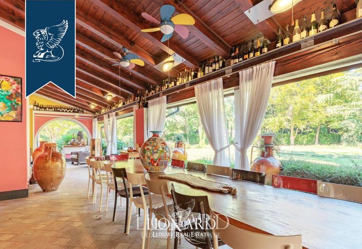 Image No.7-4 Bed Villa for sale