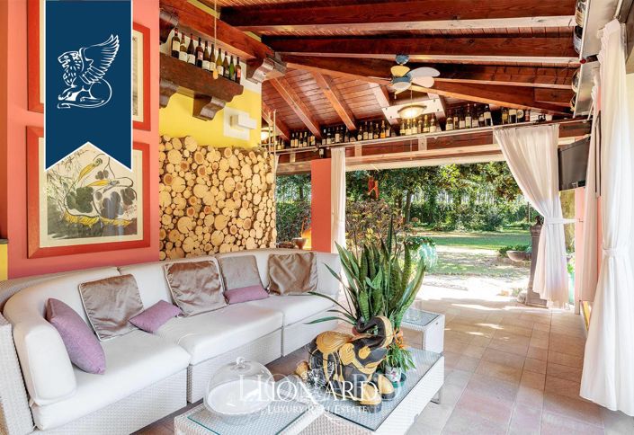 Image No.8-4 Bed Villa for sale