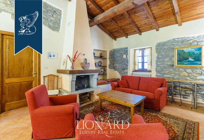 Image No.49-20 Bed Hotel for sale