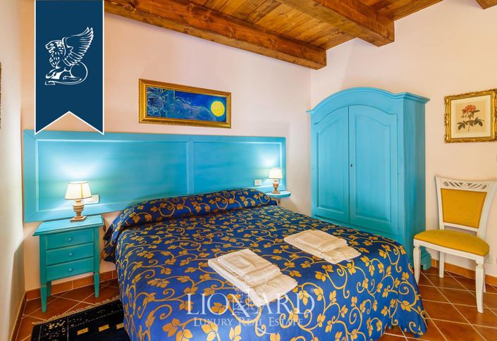 Image No.58-20 Bed Hotel for sale