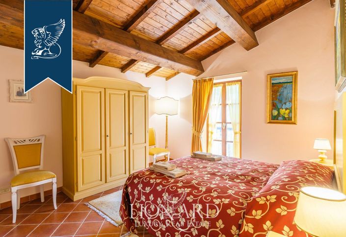 Image No.61-20 Bed Hotel for sale