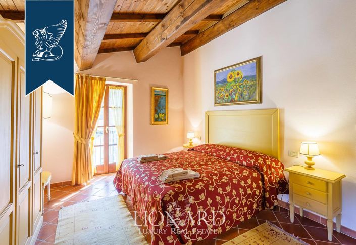 Image No.62-20 Bed Hotel for sale