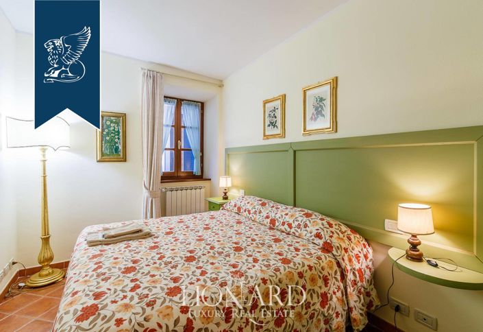 Image No.64-20 Bed Hotel for sale