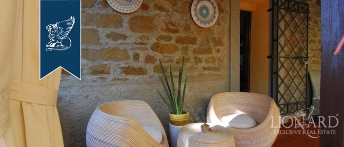 Image No.12-5 Bed Villa for sale