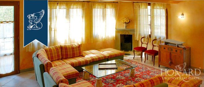 Image No.14-16 Bed Villa for sale