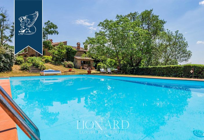 Image No.10-5 Bed Villa for sale