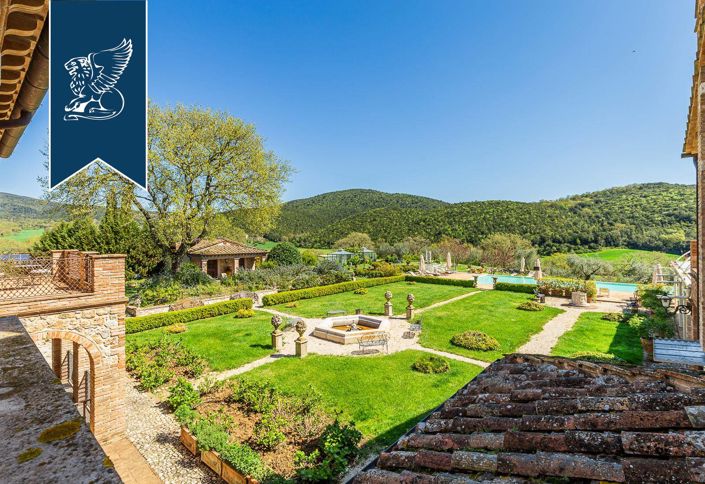 Image No.14-9 Bed Villa for sale