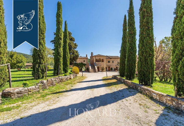 Image No.18-9 Bed Villa for sale