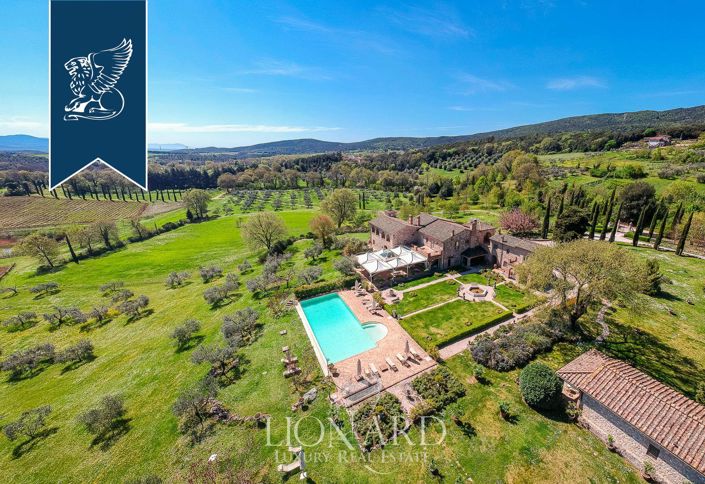 Image No.2-9 Bed Villa for sale