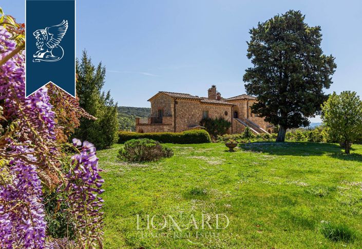 Image No.20-9 Bed Villa for sale