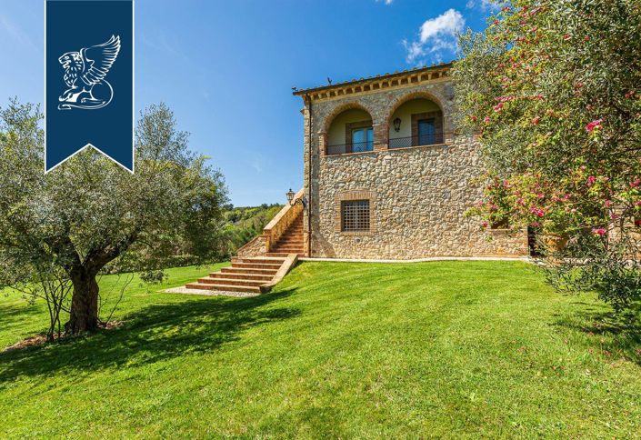 Image No.21-9 Bed Villa for sale