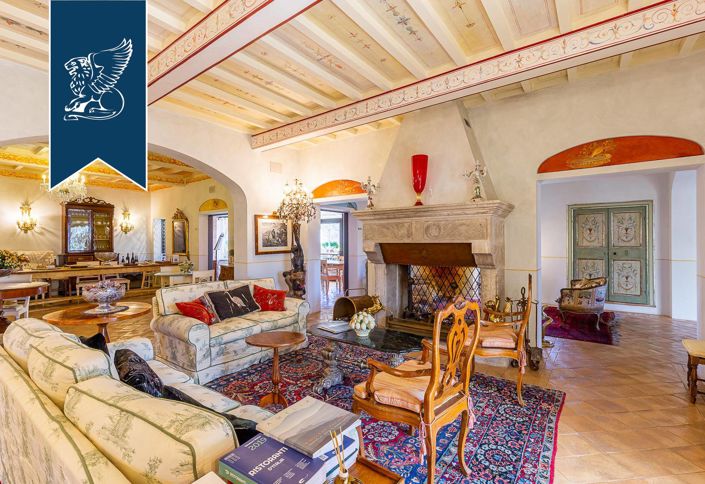 Image No.27-9 Bed Villa for sale