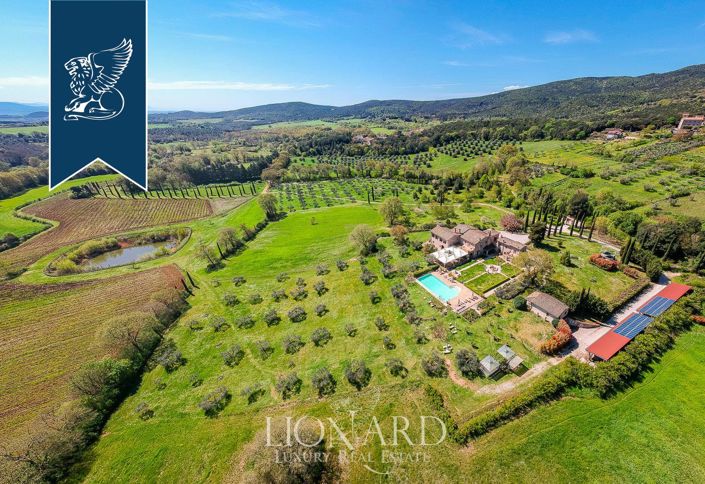 Image No.4-9 Bed Villa for sale