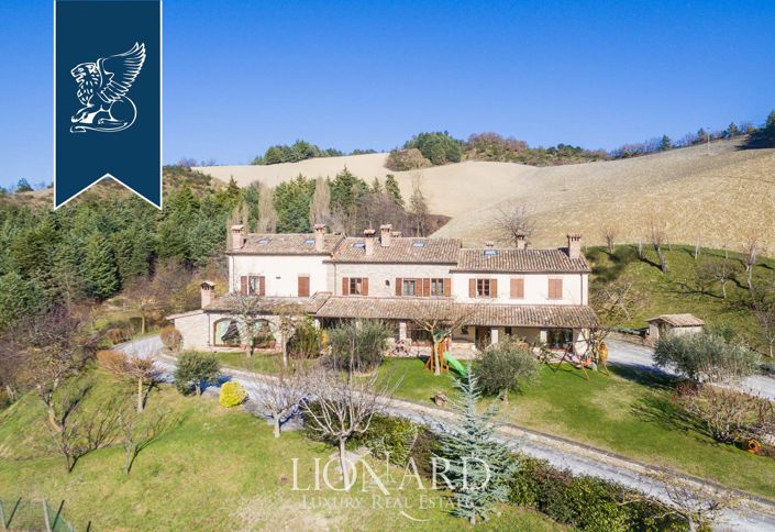 Image No.30-6 Bed Villa for sale