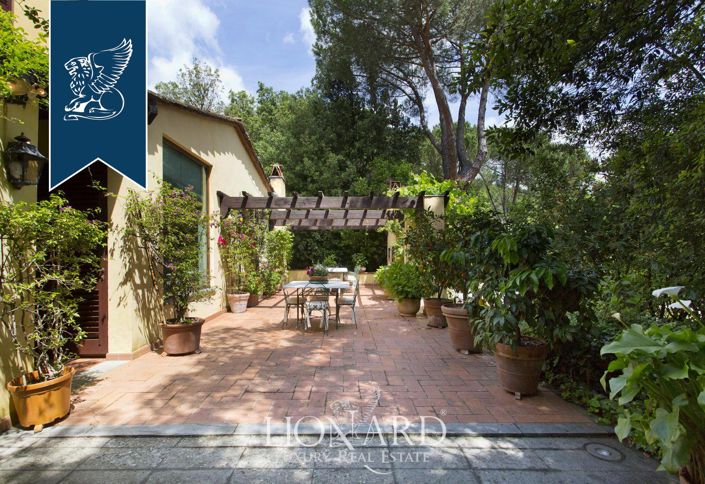 Image No.26-7 Bed Farmhouse for sale