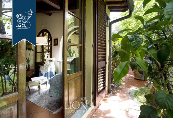 Image No.27-7 Bed Farmhouse for sale