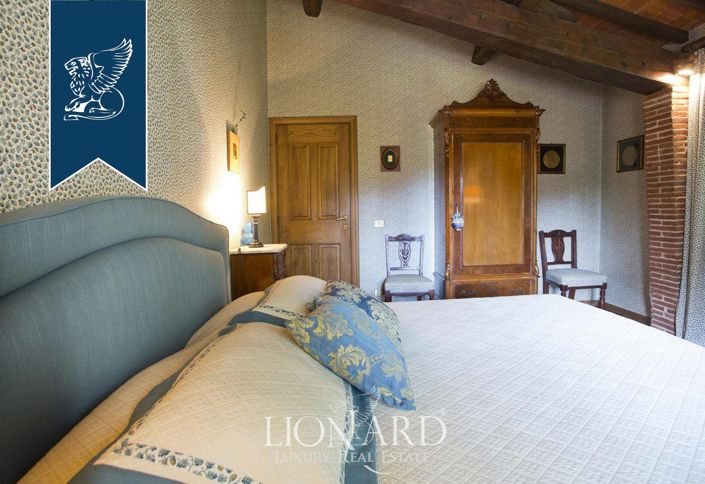 Image No.50-7 Bed Farmhouse for sale