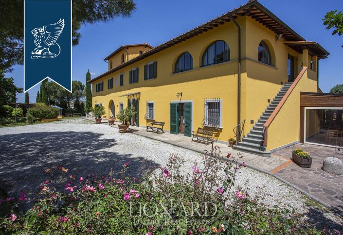 Image No.15-9 Bed Farmhouse for sale