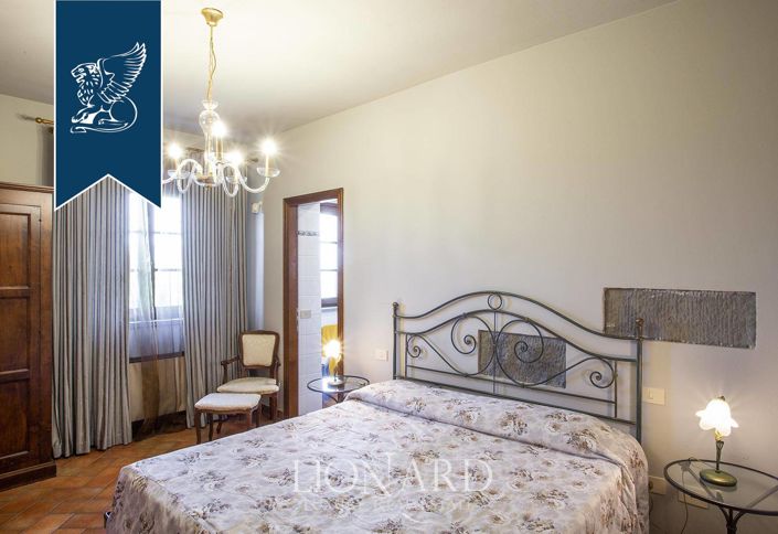 Image No.32-9 Bed Farmhouse for sale