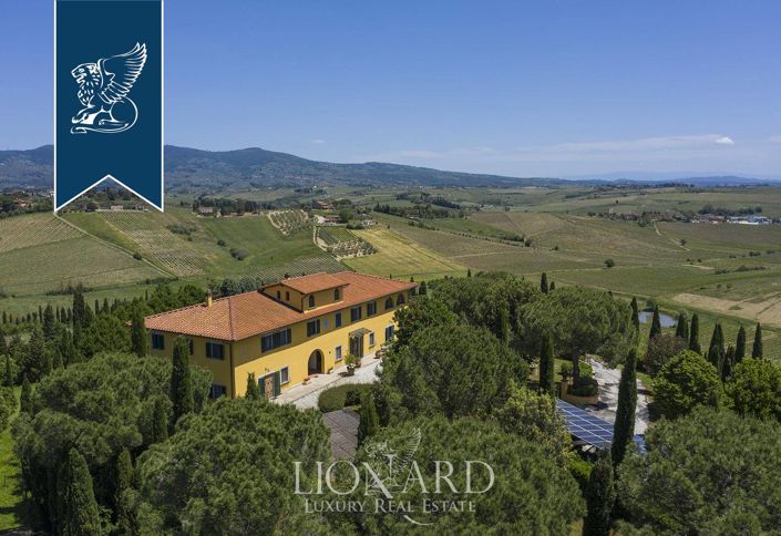 Image No.40-9 Bed Farmhouse for sale