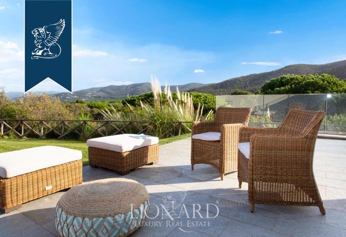 Image No.9-6 Bed Villa for sale