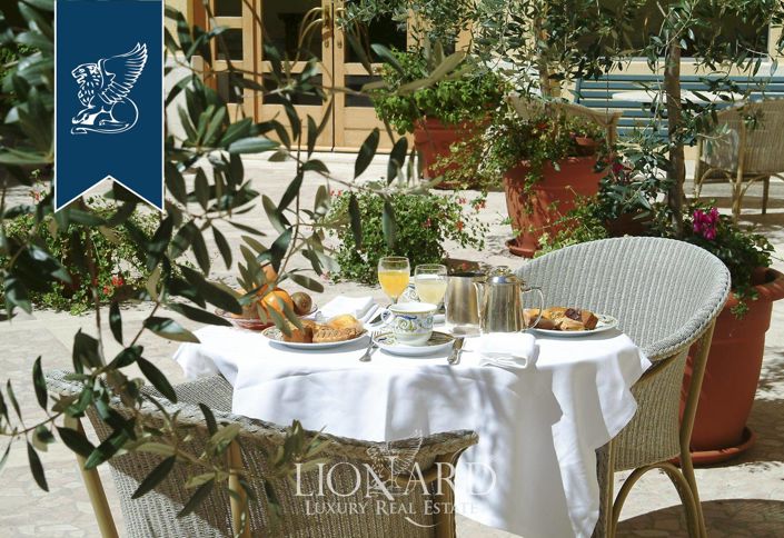 Image No.16-34 Bed Hotel for sale