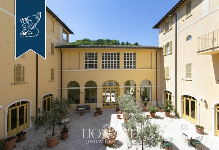 Image No.4-34 Bed Hotel for sale