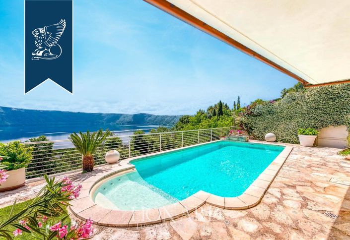 Image No.3-4 Bed Villa for sale