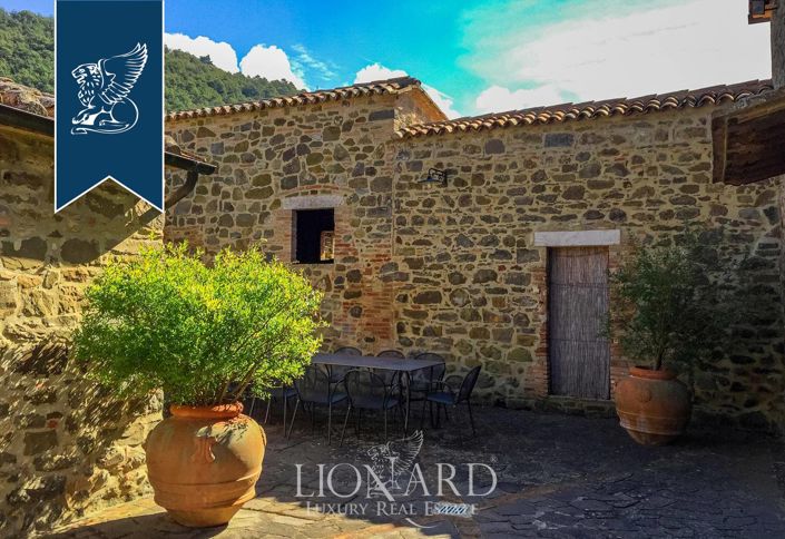 Image No.36-Ferme de 9 chambres à vendre à Sarteano