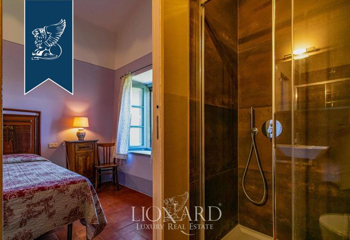 Image No.44-Ferme de 9 chambres à vendre à Sarteano