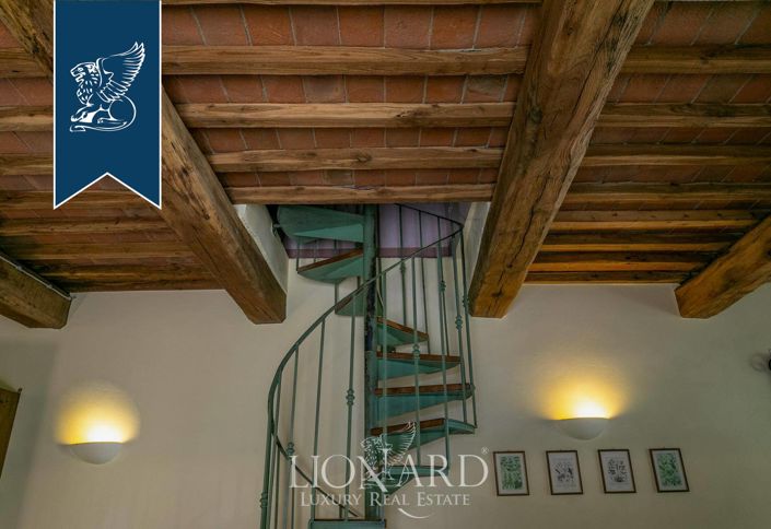 Image No.61-Ferme de 9 chambres à vendre à Sarteano