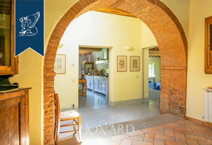 Image No.66-Ferme de 9 chambres à vendre à Sarteano