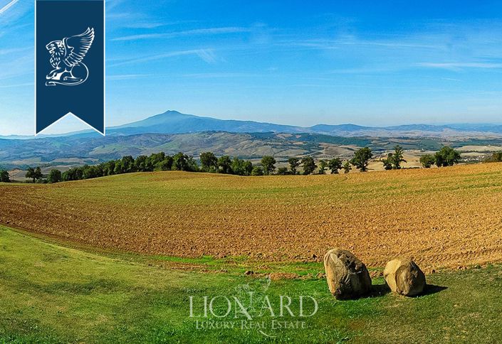 Image No.68-Ferme de 9 chambres à vendre à Sarteano