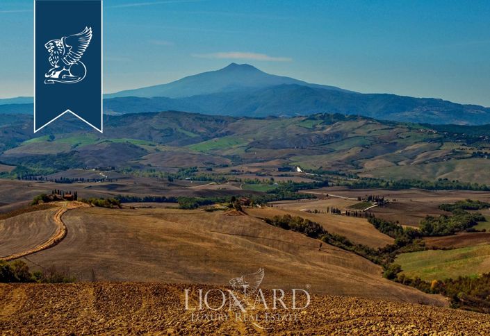 Image No.69-Ferme de 9 chambres à vendre à Sarteano