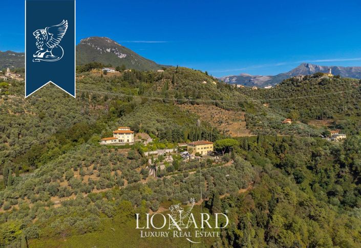 Image No.8-8 Bed Villa for sale