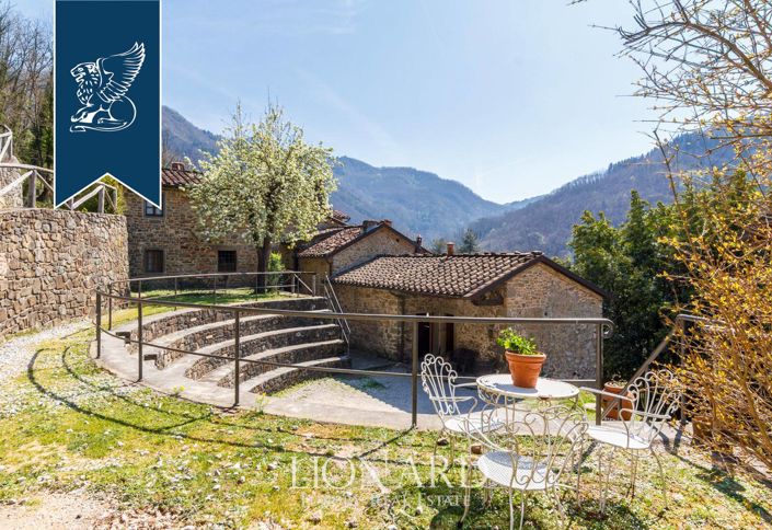 Image No.11-18 Bed Farmhouse for sale