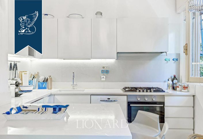 Image No.14-4 Bed Villa for sale