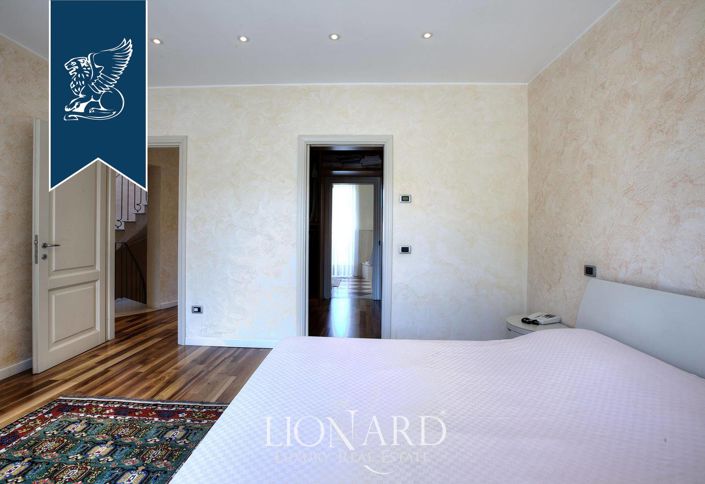 Image No.31-Villa de 4 chambres à vendre à Como