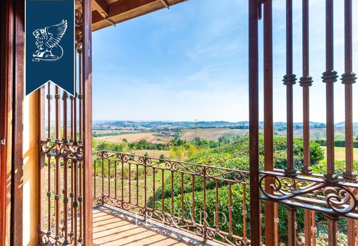 Image No.37-Villa de 9 chambres à vendre à Alessandria