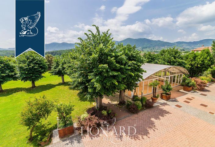 Image No.57-12 Bed Villa for sale