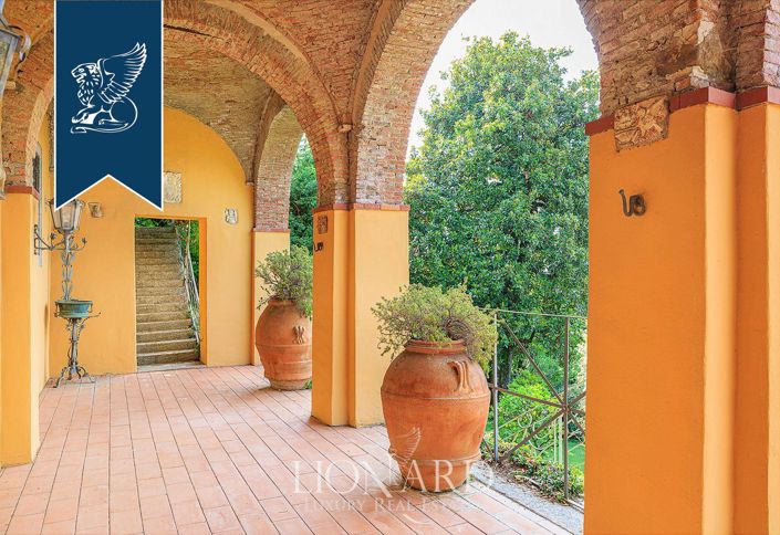 Image No.16-5 Bed Villa for sale