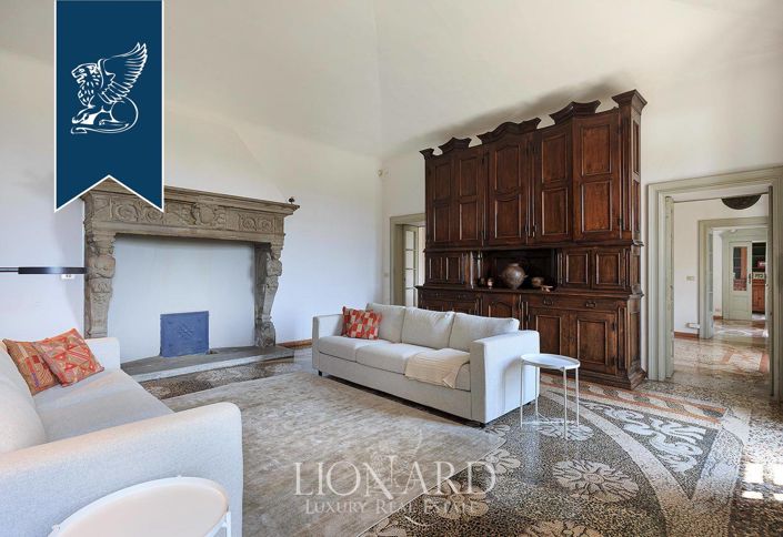 Image No.35-5 Bed Villa for sale