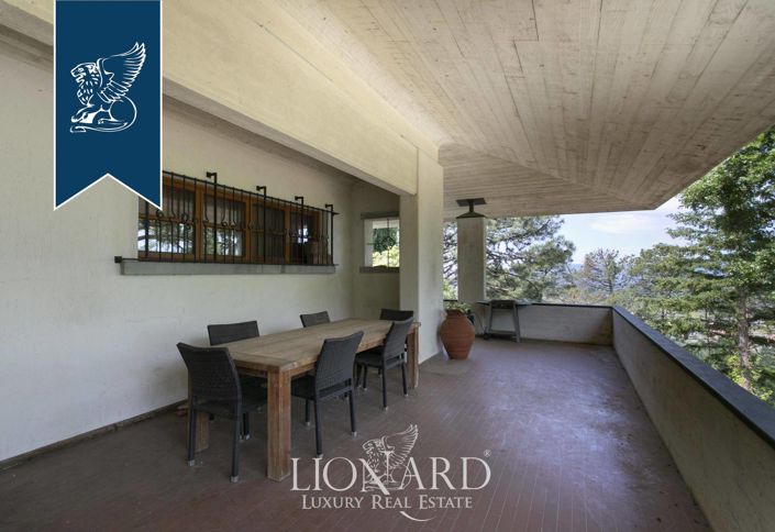 Image No.27-9 Bed Villa for sale