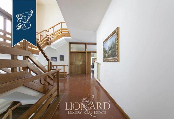 Image No.37-9 Bed Villa for sale