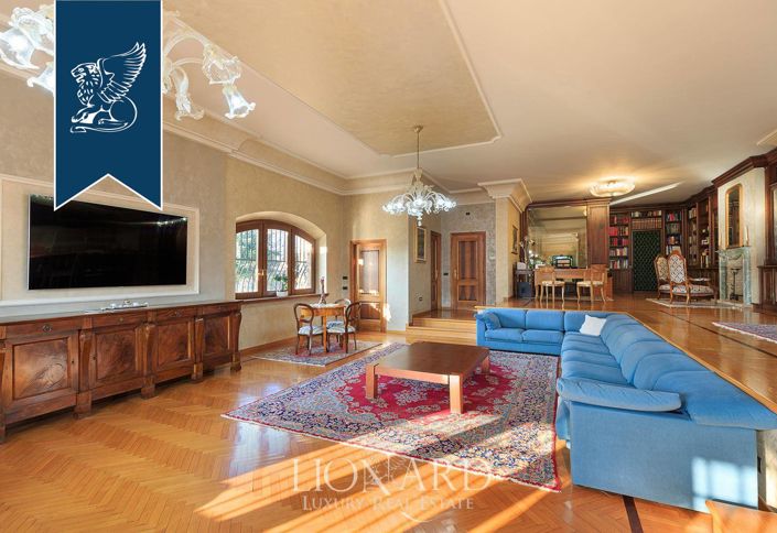 Image No.23-5 Bed Villa for sale