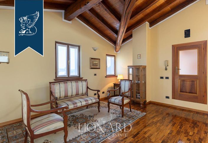 Image No.31-5 Bed Villa for sale