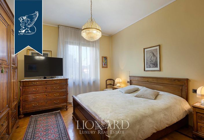 Image No.40-5 Bed Villa for sale