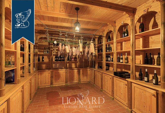 Image No.46-5 Bed Villa for sale