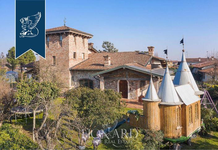 Image No.5-5 Bed Villa for sale