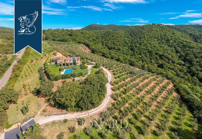 Image No.2-5 Bed Villa for sale